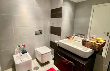 Riverside - apartment - Photo 4