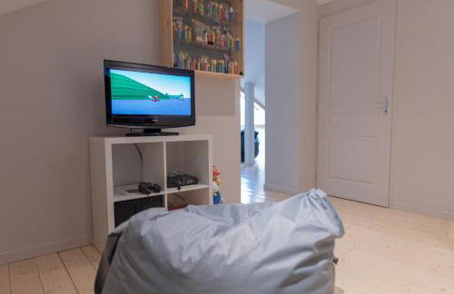 L'Orgelétaine : Grande Maison au milieu des Lacs du Jura - Foto 16