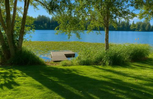 Lakefront Bungalow! 35 Miles to Mt Rainier! - Foto 16