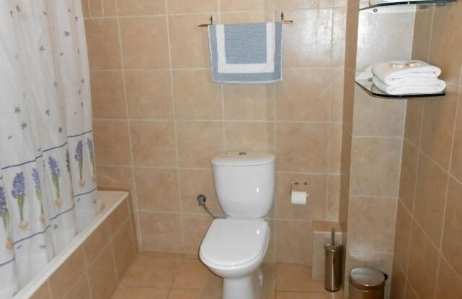 Lambrinos Suites - Photo 29