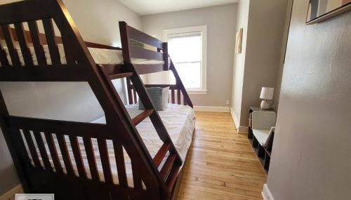 KingBed15 Mins to DTWN, 3 miles to CLE Clinic & CWRU - Foto 3