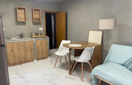 The Secret Studio - OAKA Stadium & nearby hospitals - Foto 7