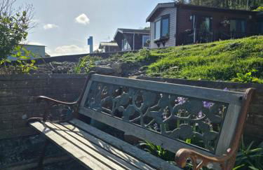 Welsh Bayview Retreat 2-Bed Caravan & 2-Bed Chalet at Clarach Bay Holiday Village - Foto 40