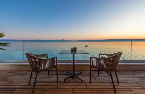 BEACH FRONT VILLA FRAN - DELUXE PENTHOUSE SUITE with private pool - Foto 37