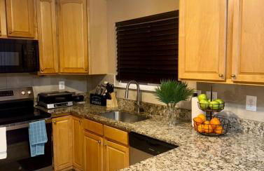 Large 4-Bedroom Entire Home with Two Living Rooms - Foto 10