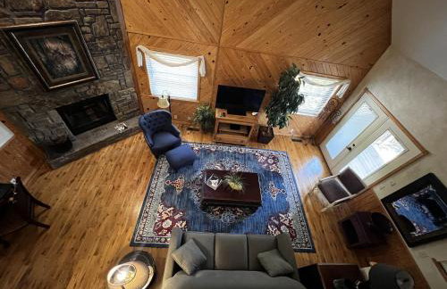 C18, Two bedroom, two bath log-sided loft Harbor North luxury loft cottage with hot tub cottage - Foto 4