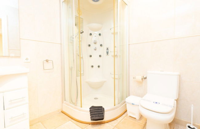 Villa in Marbella With Private Pool and Beach - Foto 20