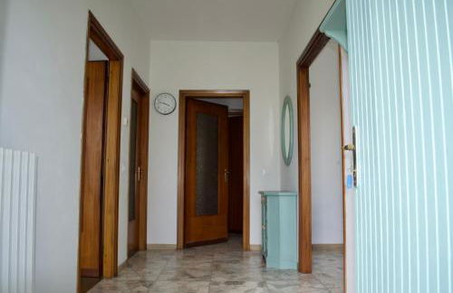 Appartamento ristrutturato con piccola vista lago - Foto 2