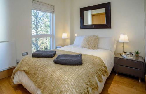 Wren Lodge HM11 HOT TUB Lakeside Spa Property - Foto 29