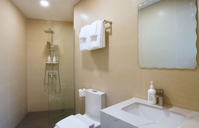 Habyt Kada at Maxwell - Photo 15