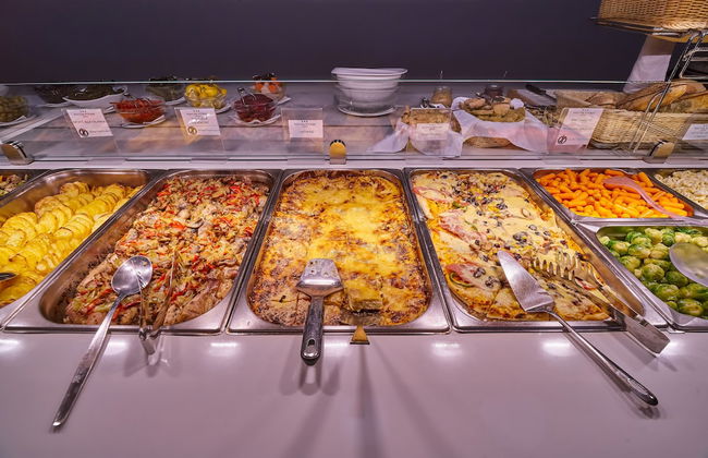 Sunrise Village Hotel - Photo 29