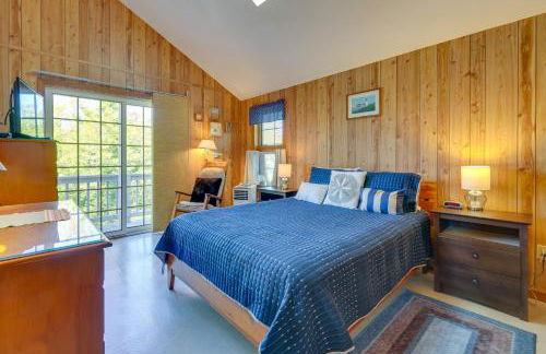 Deck with Water View Coastal Escape Near P-Town! - Foto 20