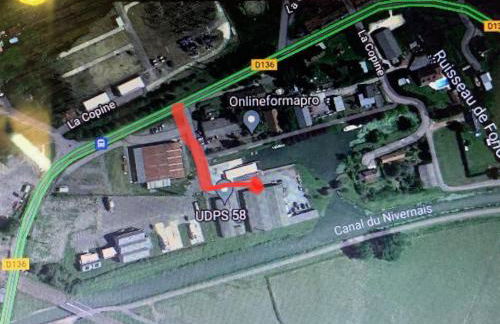 LE DEPOT appartement du port à Champvert - Foto 10