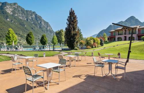 Spacious apartment in Idro with shared pool - Foto 84