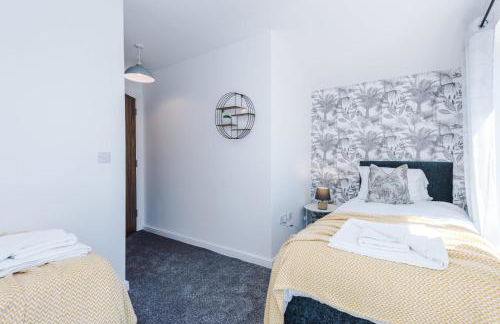 Rest&Recharge at Waterway House (4 Bedrooms, 7 Beds, 2 Bathrooms, Free parking) - Foto 34