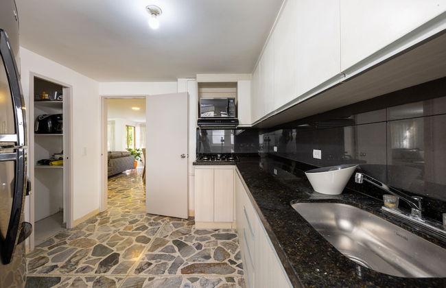 El Poblado - La Frontera - Foto 35