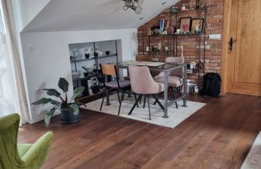 Eclectic suburbian oasis 7km from the beach - Foto 4