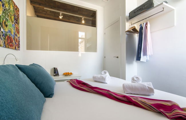 Happy People Sagrada Familia - Foto 16