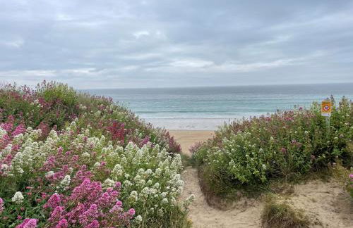 Pottsville Cabin - Short Walk to Praa Sands Beach - Foto 22