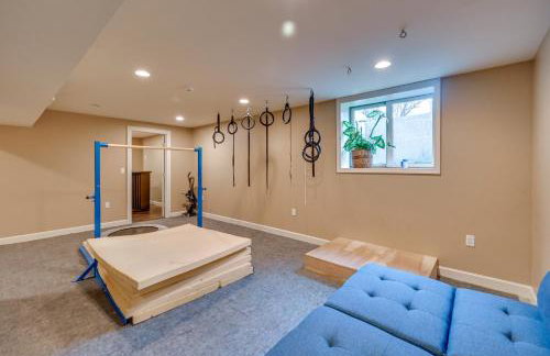 Monterey Home with Hot Tub, Pool and Game Room! - Foto 31