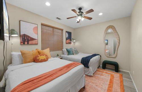 Casa Desert Muse with Heated Pool Spa Firepit Mini Golf and Games - Photo 6