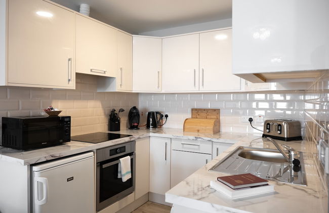 Galway Bay Sea View Apartments - Photo 28