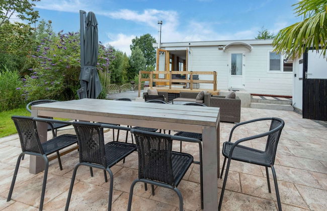 Idyllic Holiday Home in Ooltgensplaat on the Water - Foto 18