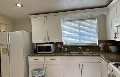 欢迎入住West Covina的四卧二卫的独立房子 - Foto 9