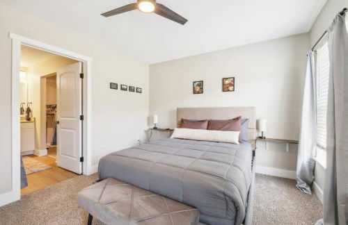 A pet friendly cozy condo in Traverse City - Photo 1