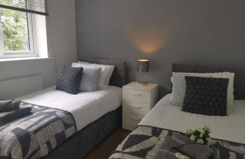 Private Spacious 2 Bedroom, 2 Bathroom & 2 Parking by Srk Accommodation - Foto 6