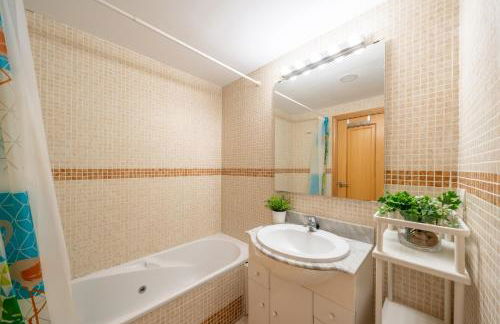 Apartamento con vistas al mar en Manilva Playa - Photo 7