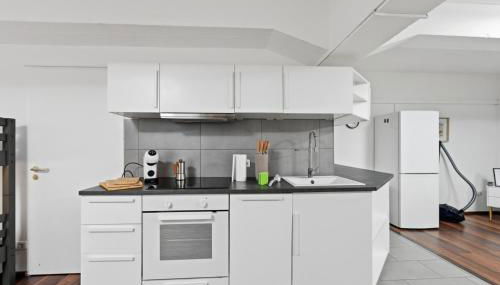 Yello Homes - Tiny Loft - 4 Personen - Flughafen - Foto 2