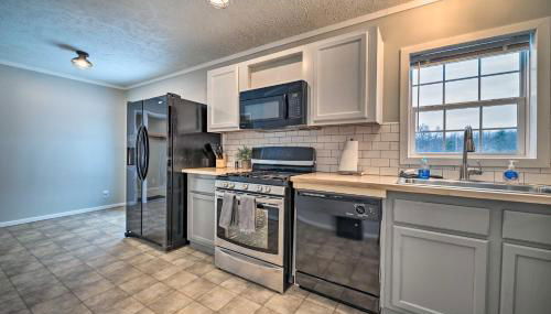 Spacious Wellston Home Near Hiking and Skiing! - Foto 1