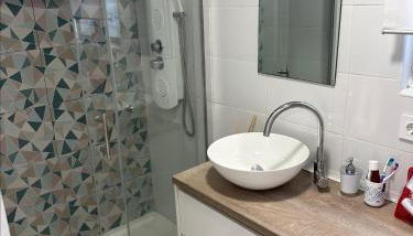 Apartamentos Bajo Guía - Foto 3, Shower