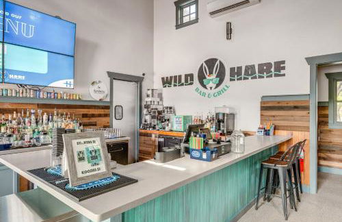 Scenic View! Lake Travis Cabin Near Pools and Marina - Foto 44