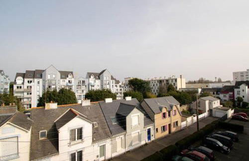 Bel appart avec parking, proche centre et plages - Foto 20