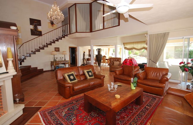 Lavish Villa With Private Swimming Pool - Foto 9