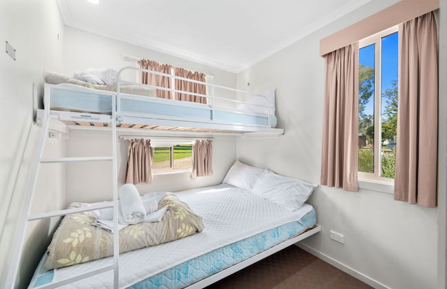 Lake Hume Holiday Park - Photo 13