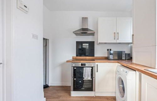 #93 Stylish Warwick Home - 10 mins to Warwick Castle - Sleeps 6 - " Perfect for Contractors and Families - Free Parking" - Foto 21