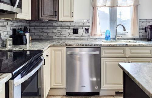 Spacious 2-BR 1-Bath King suite! - Foto 15