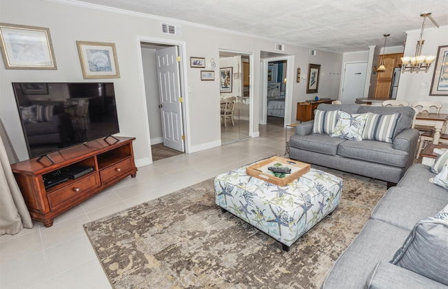 Dolphin Point 303A is a Cute 2 BR overlooking the Harbor by RedAwning - Foto 13