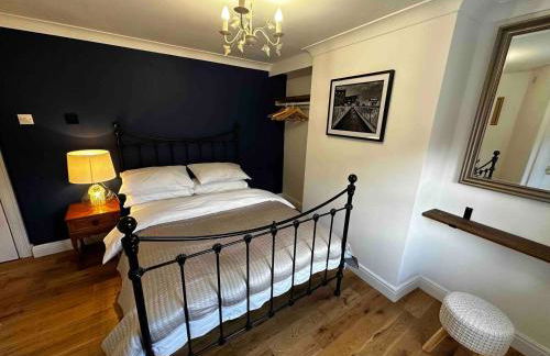 Grammar School Yard Four Bedroom Free Parking - Foto 2