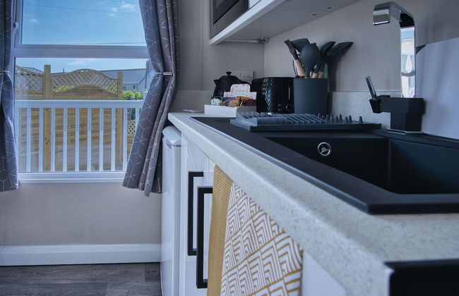 The Studio - 1 Bedroom Cabin - Amroth - Foto 6