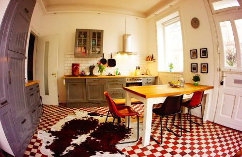 Großzügige 185m2-Altbauwohnung in Bestlage 7Zimmer-2Bäder-2Küchen-2WCs - Foto 11