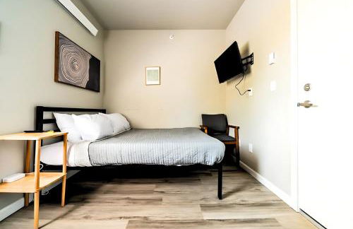 Cozy Micro Suite Unit 7 Sleeps 2 Minutes to Downtown - Foto 8