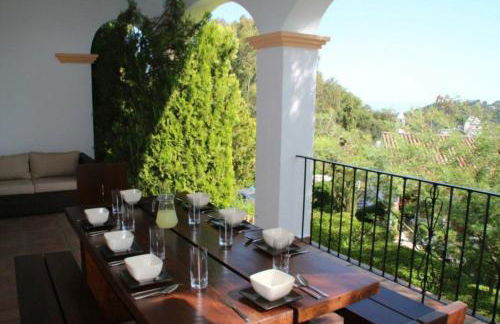 Paradisiacal Villa in Benahavís with Jacuzzi and Private Pool - Photo 26