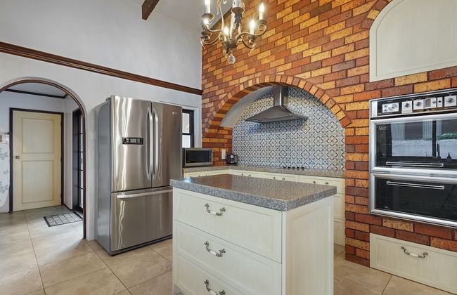 Magnificent Beachfront Mansion - Pool - Foto 23