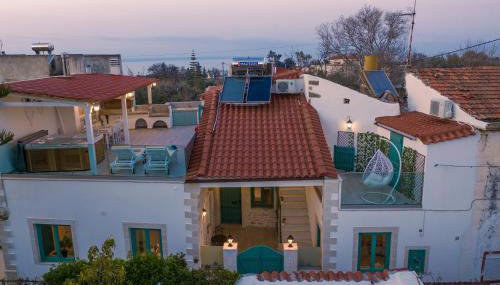 Cozy Secret Home with Jetted Tub - Foto 3