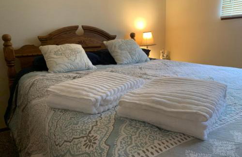 Hidden Gem! Spacious, Private, and Convenient Units Off River Road in Puyallup - Foto 23