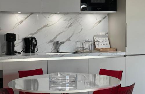 L'apart'83 - T2 classé 5 étoiles - Belle vue sur la baie du Lazaret - Foto 12